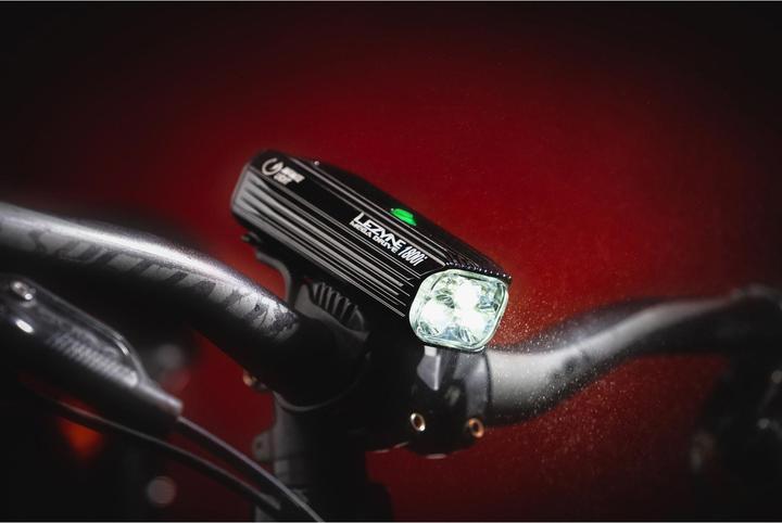 Produktbild Lezyne Mega Drive 1800i Smart USB (1800 lm)