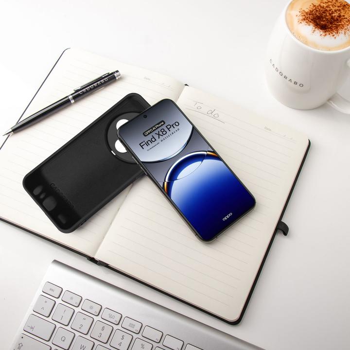 Actual product image Cadorabo Case for Oppo Find X8 Pro TPU Liquid Silicone Cover (Oppo Find X)