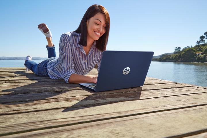 Produktbild HP Stream 11-AK0019NA (11.60", Intel Celeron N4020, 4 GB)