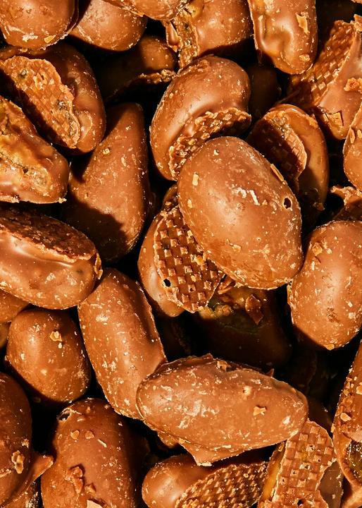 Immagine prodotto KoRo Uva (solforata) con grappa in cioccolato al latte (1 pz., 250 g)