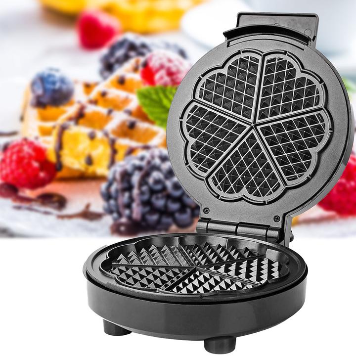Actual product image Nedis Waffle maker | 5 Heart shaped waffles | 19 cm | 1000 W | Automatic temperature control | A (EU plug)
