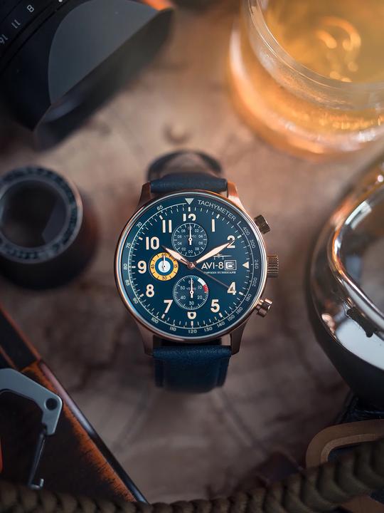 Actual product image AVI-8 AV-4011-0Q (Chronograph, 43 mm)