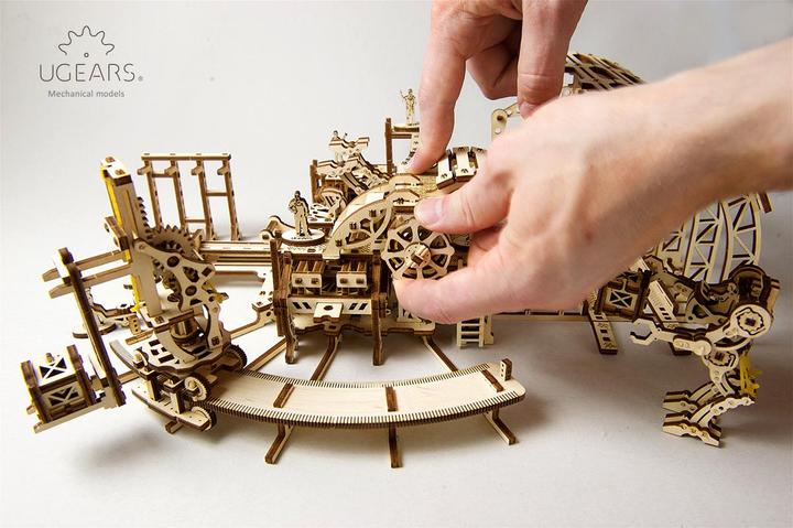 Actual product image Ugears Robot factory 598-piece