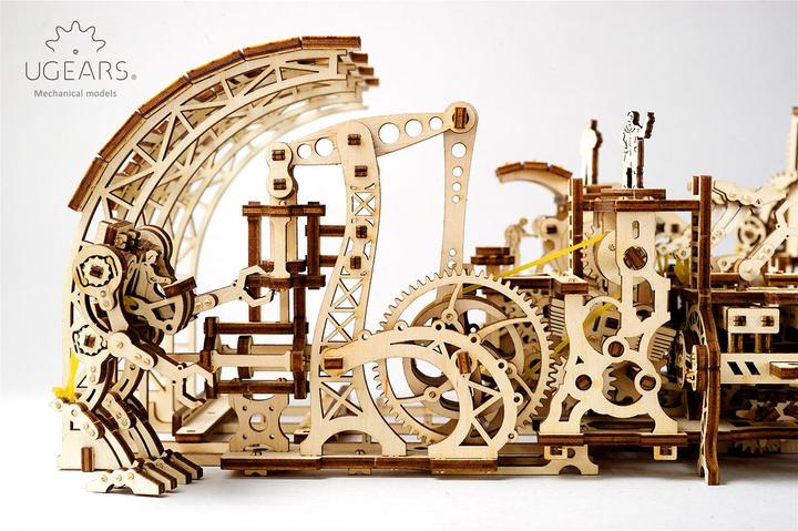 Actual product image Ugears Robot factory 598-piece
