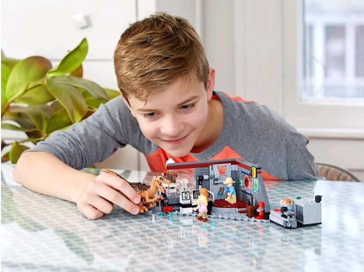 Immagine prodotto LEGO Jurassic World a caccia del Velociraptor (75932, LEGO Jurassic World)