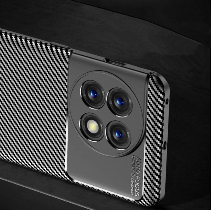 Actual product image Screenguard OnePlus 11 Cover Carbon Design TPU Case (OnePlus 11)