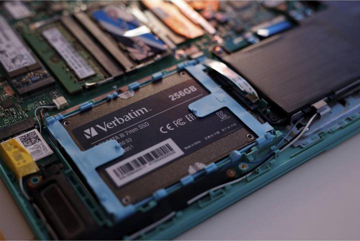 Productafbeelding Verbatim Vi550 S3 (256 GB, 2.5")