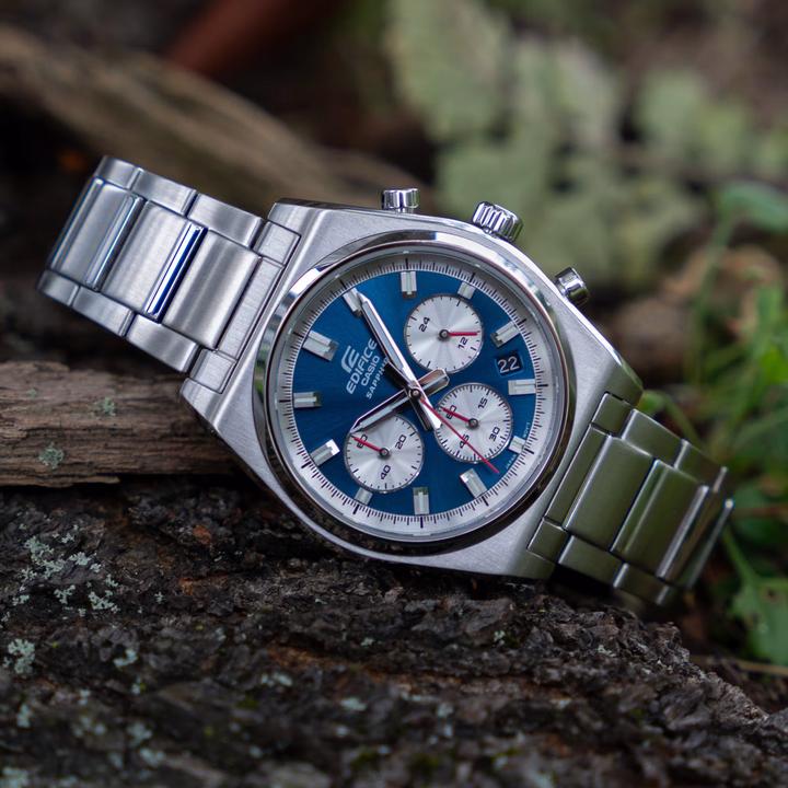 Actual product image Casio EFB-730D-2AVUEF (Chronograph, 40 mm)