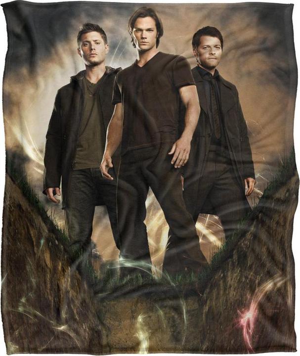 Actual product image Supernatural Group Pose Blanket (152 x 127 cm)