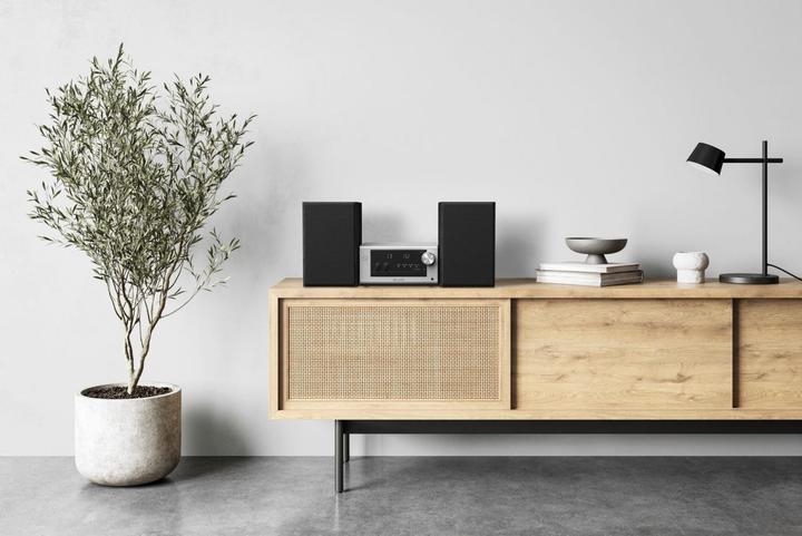 Actual product image Panasonic Hifi DAB+ 2x80W PM704 Silver (Bluetooth, CD player, 2x 40 W)