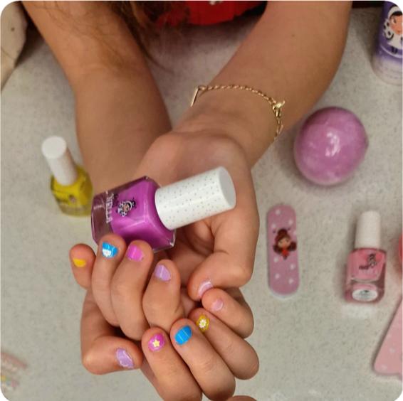 Produktbild Miss Nella Pans nella - odourless nail varnish for children PEEL OFF Mermaid Blue
