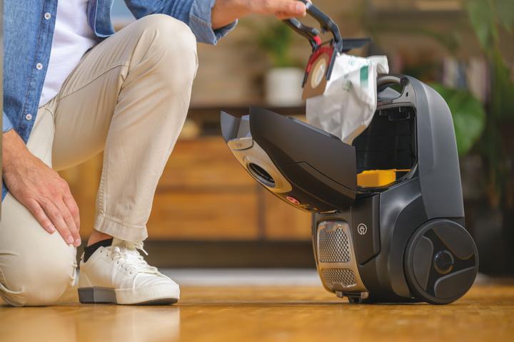 Actual product image Hoover HE520PET - Stofzuiger met zak Pet - 3,5 l