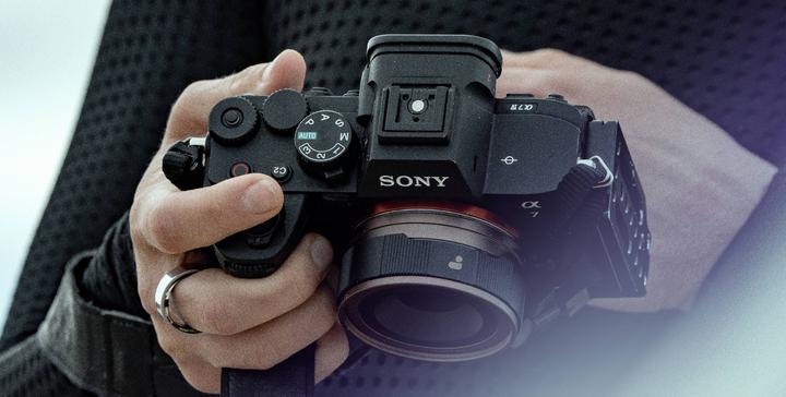 Actual product image PolarPro LightLeak Lens (28mm (The ONE) - Fuji X mount)