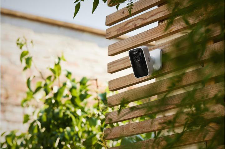 Actual product image Yale Smart indoor & outdoor camera with battery or cable (1920 x 1080 Pixels)