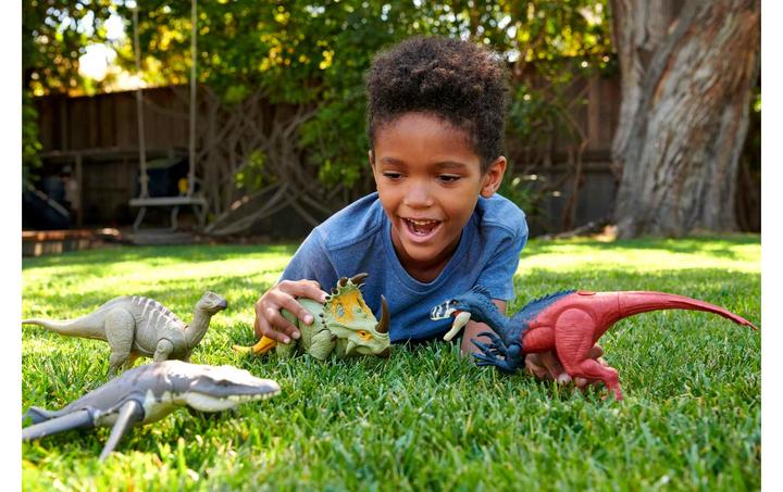 Actual product image Jurassic World Roar Strikers Megaraptor