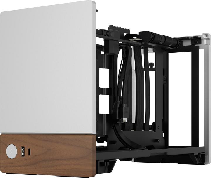 Actual product image Fractal Terra (Mini-ITX)