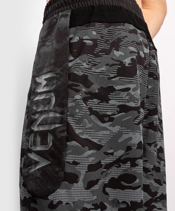 Image du produit Venum Defender Training Shorts - Dark Camo (S)