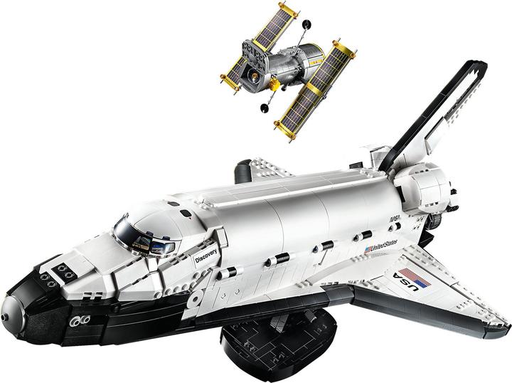 Actual product image LEGO NASA Space Shuttle Discovery (10283, LEGO Rare Sets)