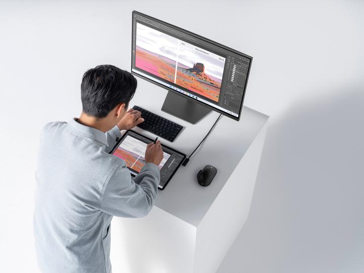 Produktbild Microsoft Surface Laptop Studio (14.40", Intel Core i5-11300H, 16 GB, 256 GB, DE)