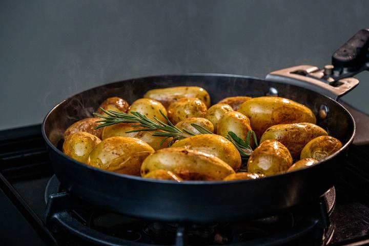 Produktbild Outdoorchef Karbonstahl Pfanne 28cm