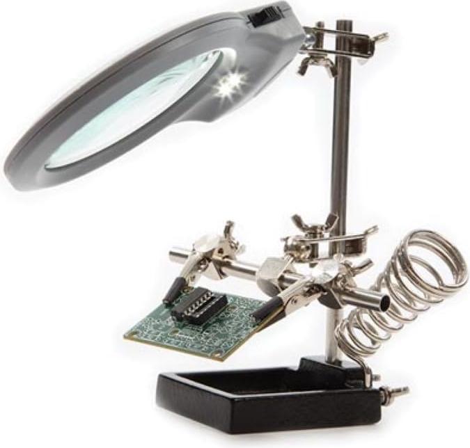 Immagine prodotto Velleman Terza Mano Con Lente D'Ingrandimento, Lampada A LED E Supporto Per Saldatore (Punta di saldatura)