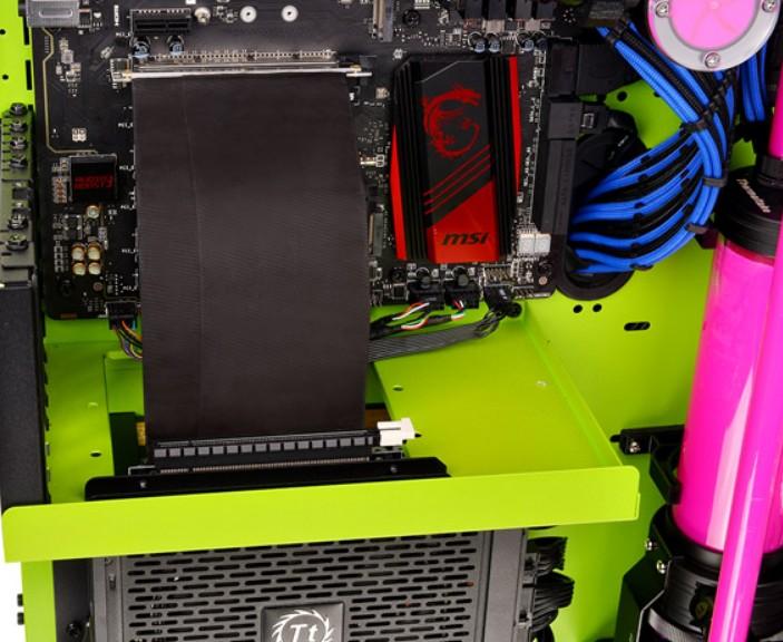 Actual product image Thermaltake Gaming PCI-E 3.0 X16 Riser Cable
