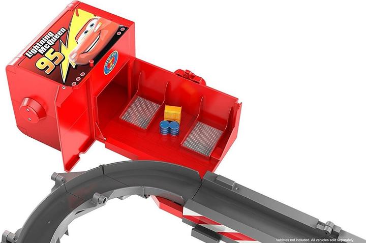 Produktbild Mattel Cars Macks Mega-Rennwelt