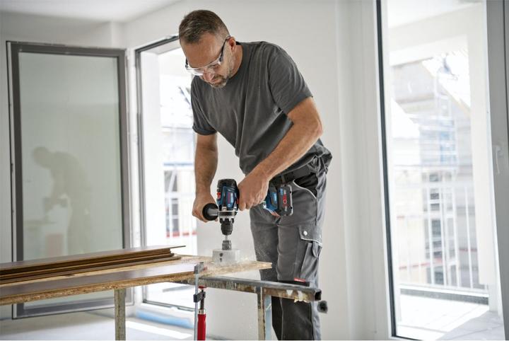 Produktbild Bosch Professional GSR 18V-150 C (Akkubetrieb)