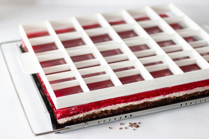 Actual product image Städter Cake divider 24 or 30 pieces