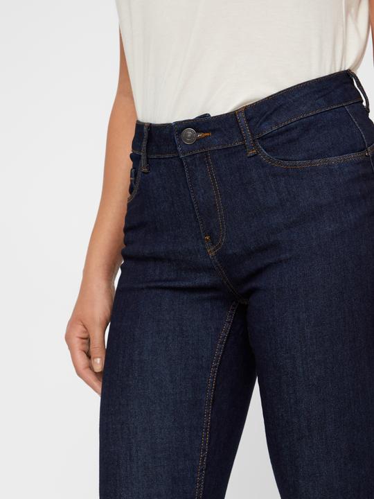 Actual product image Vero Moda VMSEVEN Normal Waist Slim Fit Jeans (M)