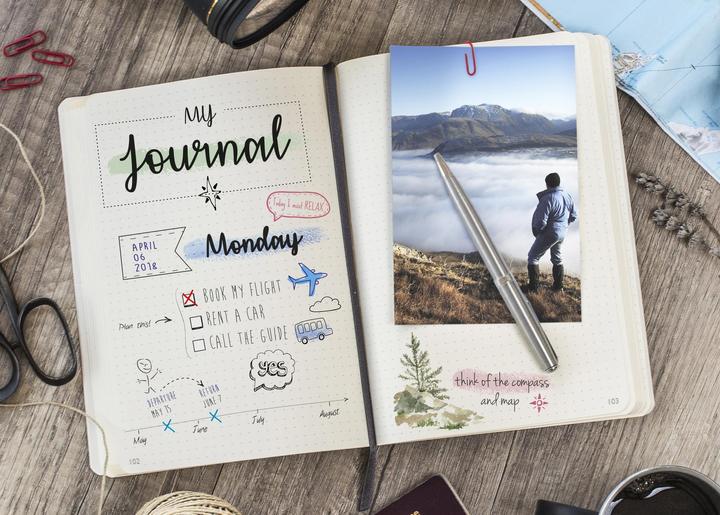 Actual product image Clairefontaine Age Bag Notebook (B5, Lined, Hardcover)