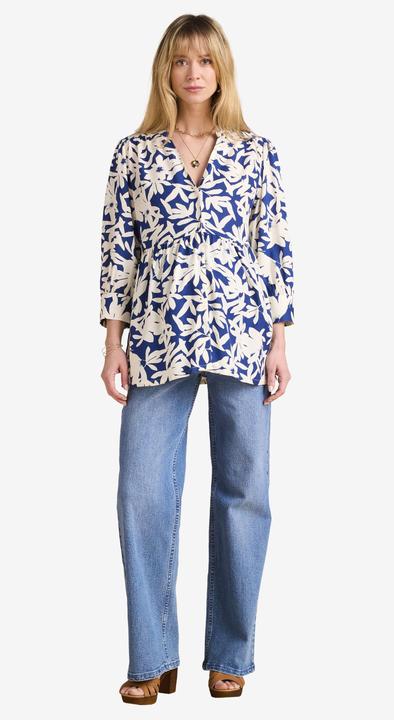 Actual product image Envie de Fraise Bluse für Schwangerschaft und Stillzeit mit Blätterprint (34)