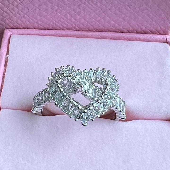Produktbild Swarovski Matrix Cocktail Ring Verschiedene Schliffe Herz Weiss (58)
