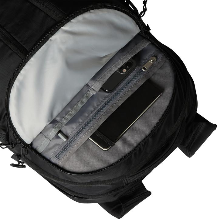 Actual product image North Face Surge (28 l)