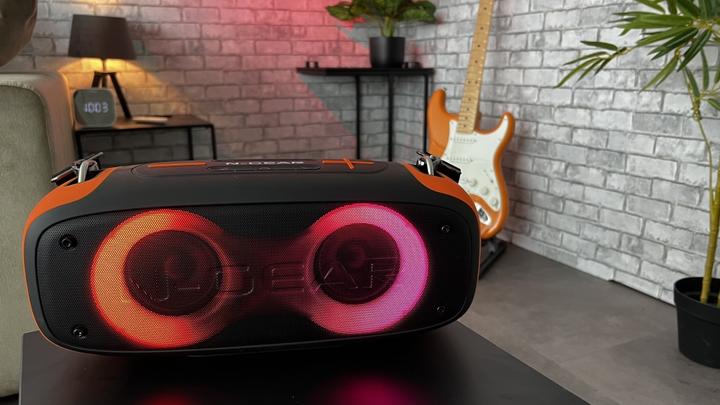 Productafbeelding N-Gear Blazooka 830 - Draagbare Bluetooth Luidspreker - Karaoke Set - Met Microfoon & Verlichting - IPX5 (6 h)