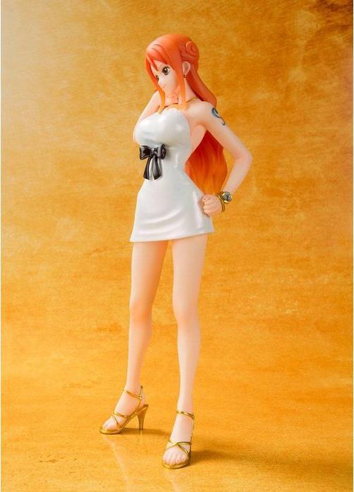 Actual product image Bandai One Piece Movie - Gold: Nami
