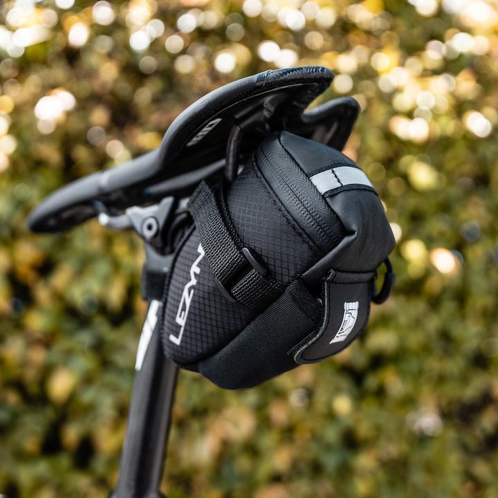 Image du produit Lezyne M-Caddy (0.60 l, Sac de selle)