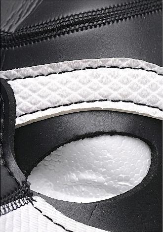 Immagine prodotto Master Series Neoprene Puppy Hood - Black and White