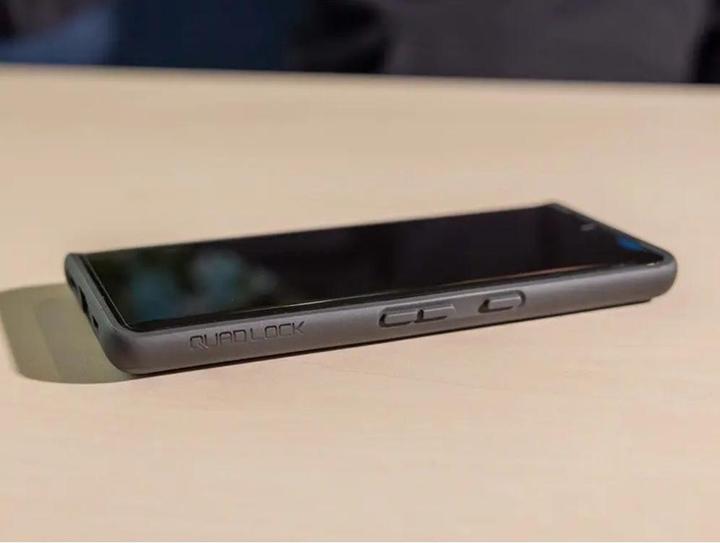 Produktbild Quad Lock Glass Screen Protector - Samsung Galaxy S23FE (1 Stück, Samsung Galaxy S23 FE)