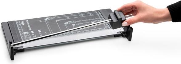 Produktbild Kaiser Fototechnik Sicherheits-Schneidemaschine, 32 cm (5 Blätter)