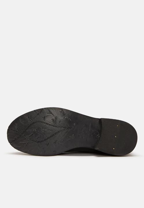 Produktbild Felmini BEJA 1072, die zeitlose Schnürstiefelette von, ist aus Glattleder mit einem Finish aus Vinta (36)