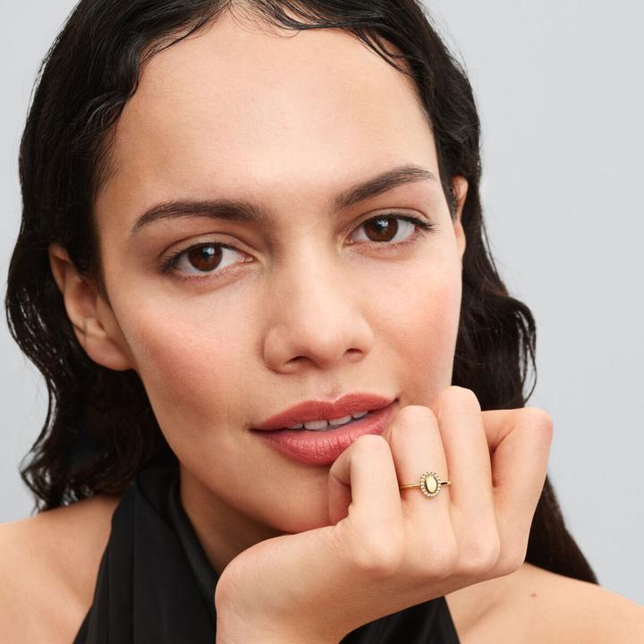 Produktbild Pandora Gravierbarer Ovaler Strahlenkranz Ring (52)