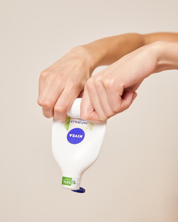 Produktbild NIVEA Natural Balance Bio Hanfsamenöl (Körpercreme, 350 ml)