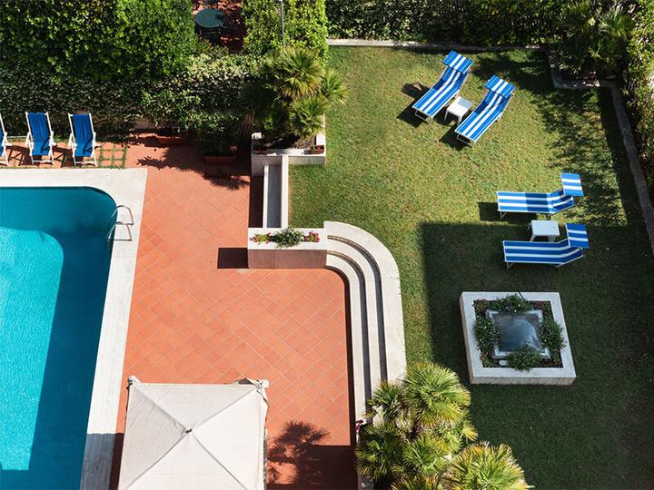 Immagine prodotto Smartbox Soggiorno di 2 notti in Toscana con pausa benessere in un hotel 4* (2 pers.)