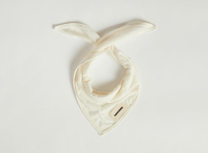 Produktbild Fingerscrossed Triangle Scarf, Tofu