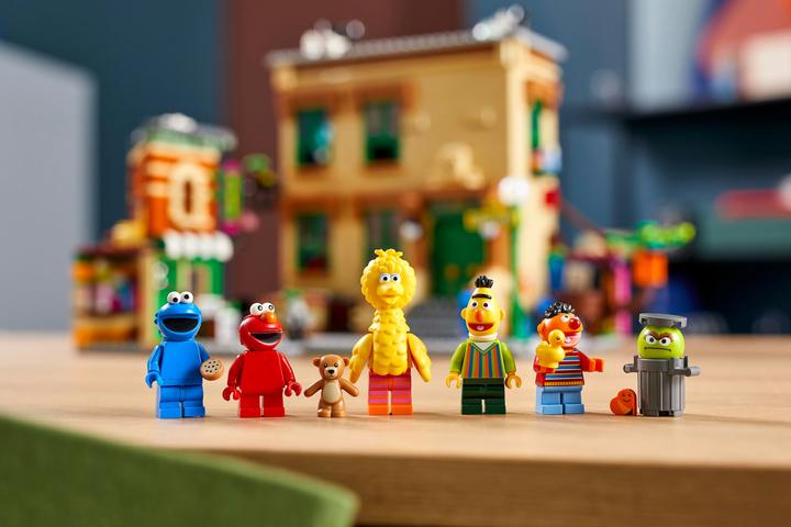 Immagine prodotto LEGO 123 Sesame Street (21324, LEGO Ideas, Set LEGO rari)