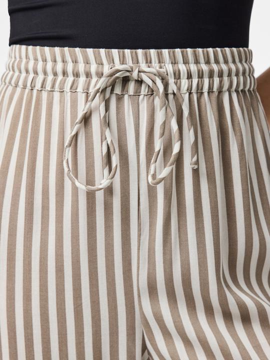 Produktbild Pieces PCNYA HW Hose mit weitem Bein (M)