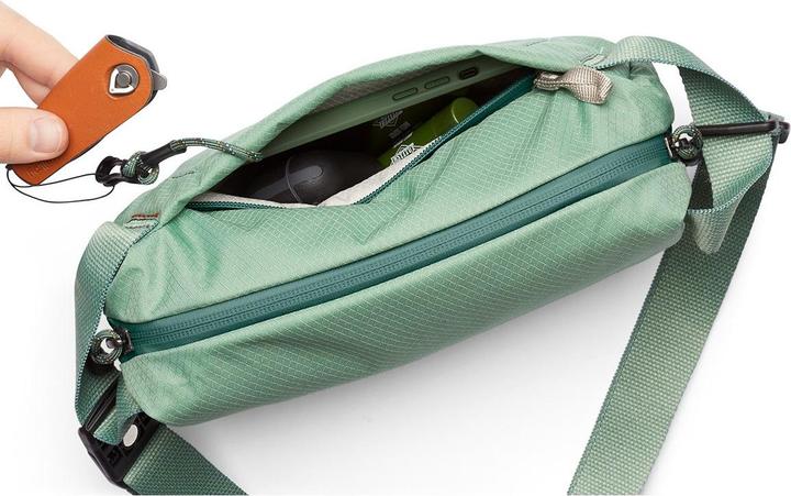 Produktbild Bellroy Lite Sling Mini Moss