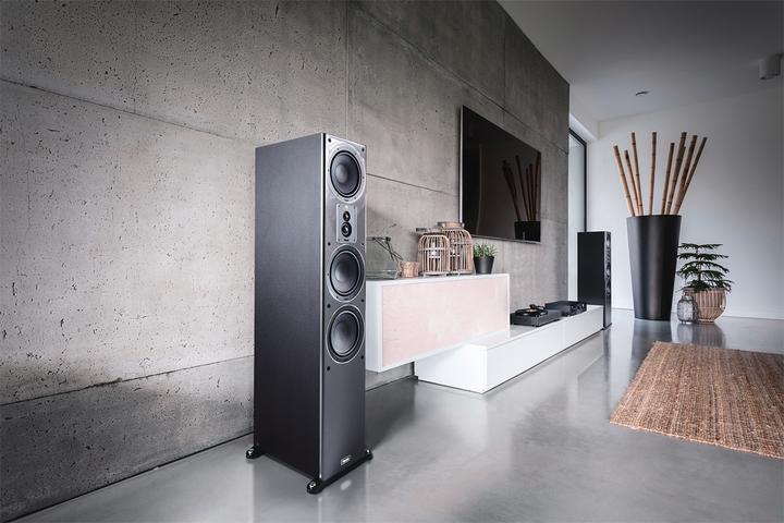 Actual product image Magnat Signature 507 (1 pair, 350 W)
