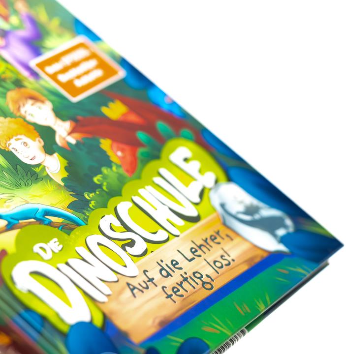 Productafbeelding Sabbag:Dinoschule - Auf die Lehrer, fer (Duits, Britta Sabbag, Clara Vath, 2024)